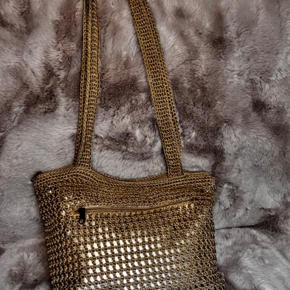 Le Sak Crocheted Handbag Double Straps Handle Gold with Metallic Liner - Picture 2 of 11